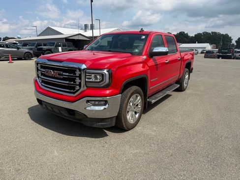 Used 2018 GMC Sierra 1500 SLT AWD/4WD image 2