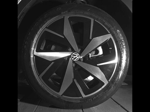 Certified 2023 Volkswagen ID.4 Pro S AWD/4WD image 11