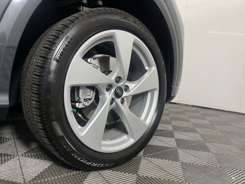 Certified 2025 Audi Q5 Premium Plus w/ Premium Plus image 11