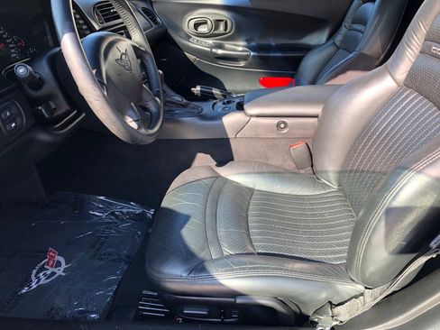 Used 2000 Chevrolet Corvette Convertible w/ Memory Pkg image 21