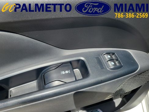 Used 2022 RAM ProMaster City Tradesman FWD image 13