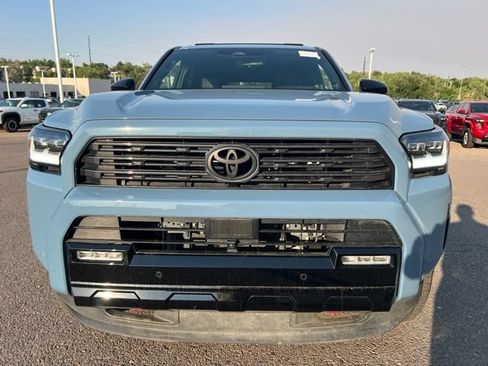 Used 2025 Toyota 4Runner Limited AWD/4WD image 8