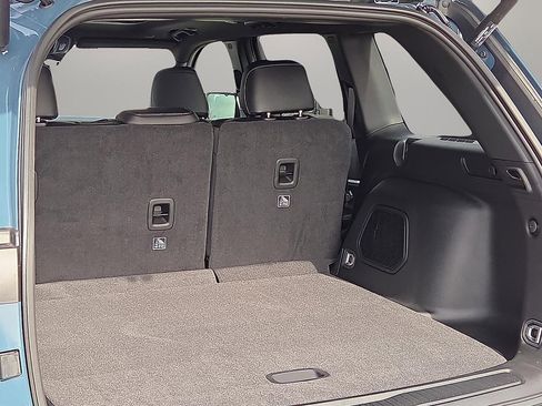 New 2026 Jeep Grand Cherokee Limited w/ Luxury Tech Group II image 9