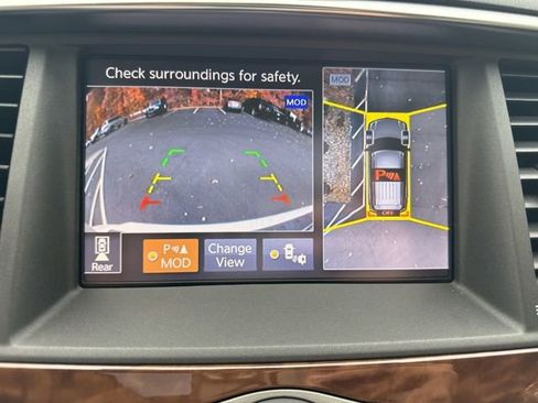 Used 2019 Nissan Armada Platinum w/ Interior Lighting Package image 24