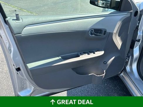 Used 2010 Chevrolet Malibu LS FWD image 12