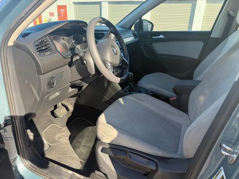 Used 2019 Volkswagen Tiguan S w/ Driver Assistance Package FWD image 8