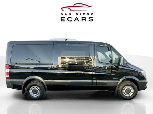Used 2016 Mercedes-Benz Sprinter 2500 image 4