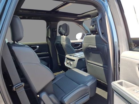 New 2026 Ford Expedition Platinum AWD/4WD image 11