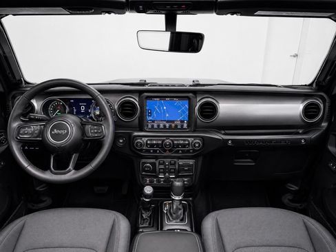 Used 2023 Jeep Wrangler Unlimited w/ Sun & Screen Package AWD/4WD image 25