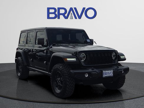 Used 2025 Jeep Wrangler Unlimited Sport AWD/4WD image 6