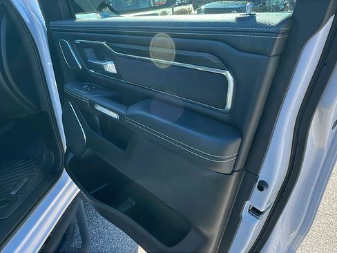 Used 2024 RAM 1500 Laramie image 18
