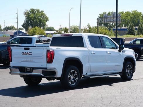 Used 2019 GMC Sierra 1500 SLT AWD/4WD image 9
