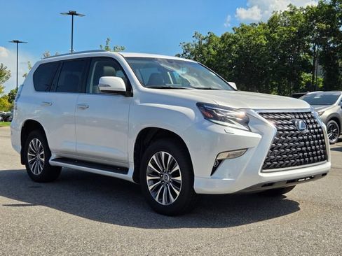Used 2023 Lexus GX 460 Luxury w/ Accessory Package AWD/4WD image 7