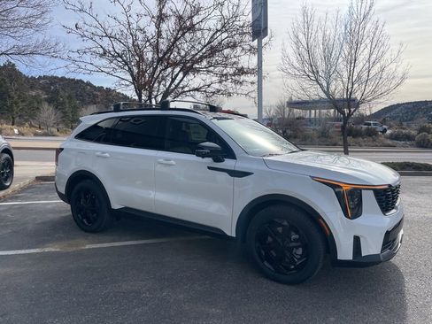 New 2026 Kia Sorento SX Prestige image 3
