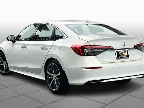 Used 2023 Honda Civic Touring image 11