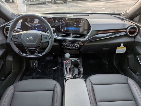 New 2026 Chevrolet Trax RS w/ Sunroof Package FWD image 24