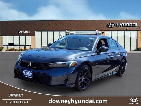 Used 2025 Honda Civic Sport image 1