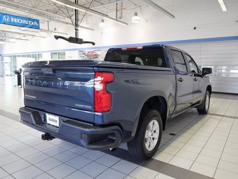 Used 2022 Chevrolet Silverado 1500 Custom image 13