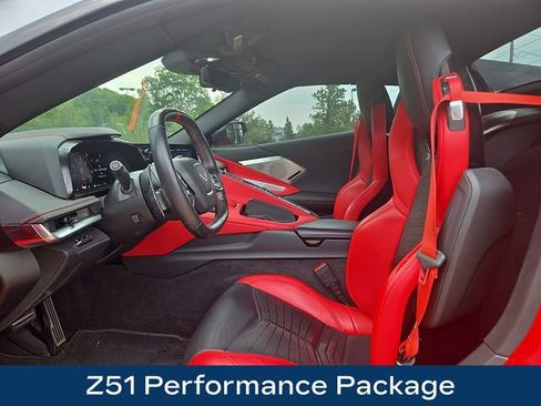 Used 2022 Chevrolet Corvette Stingray Preferred Conv w/ Z51 Performance Package RWD image 2