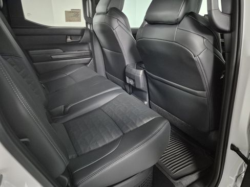 New 2025 Toyota Tacoma TRD Off-Road image 35