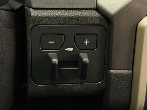 New 2026 Toyota Tacoma SR5 image 36