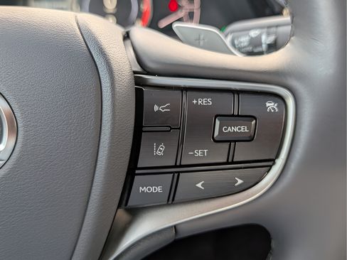 Used 2025 Lexus ES 350 w/ Premium Package FWD image 27