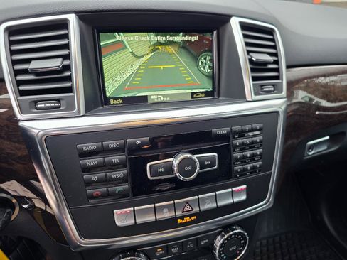 Used 2012 Mercedes-Benz ML 350 BlueTEC 4MATIC image 22