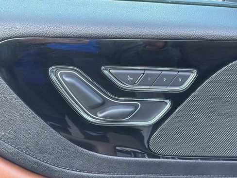 Used 2023 Lincoln Aviator Reserve w/ Equipment Group 201A image 16