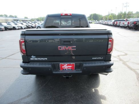 Used 2018 GMC Sierra 1500 Denali w/ Denali Ultimate Package AWD/4WD image 7