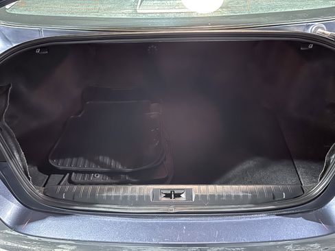 Used 2015 Subaru Legacy 2.5i Limited image 9