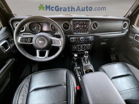 Used 2023 Jeep Wrangler Unlimited Sahara w/ Dual Top Group AWD/4WD image 9