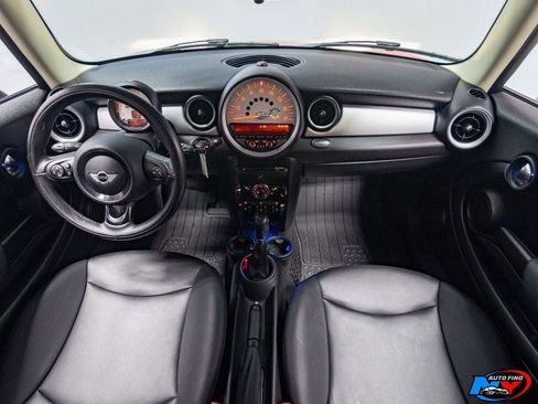 Used 2013 MINI Cooper Hardtop image 2