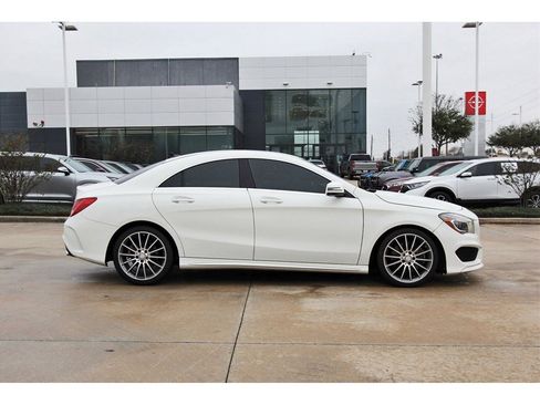 Used 2016 Mercedes-Benz CLA 250 image 7