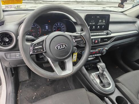 Used 2019 Kia Forte LXS image 7