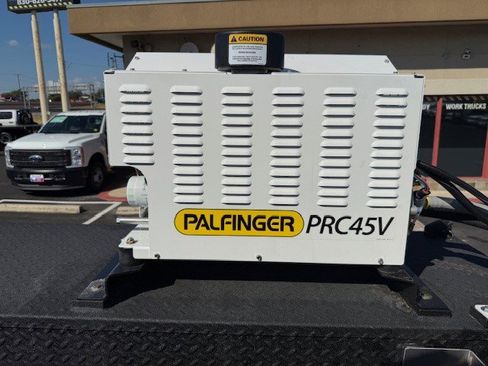 New 2024 Ford F550 4x4 SuperCab Super Duty w/ XL Chrome Package image 18