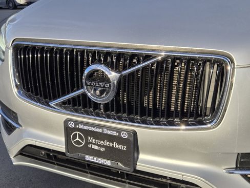 Used 2019 Volvo XC90 T6 Momentum w/ Advanced Package image 37