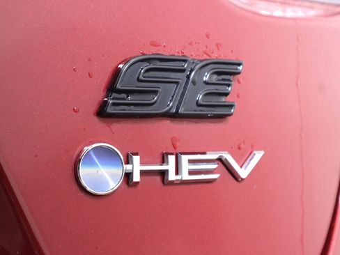 Used 2025 Toyota Corolla SE FWD image 32