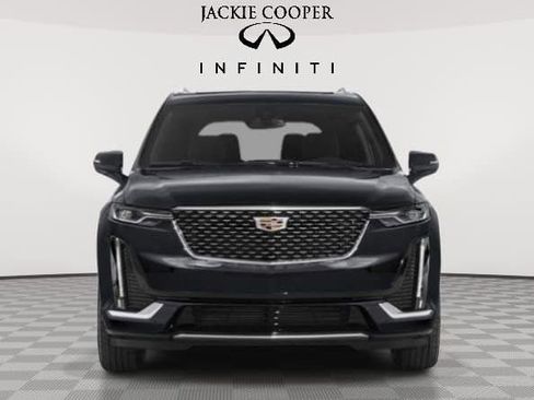 Used 2024 Cadillac XT6 Premium Luxury w/ Technology Package AWD/4WD image 7
