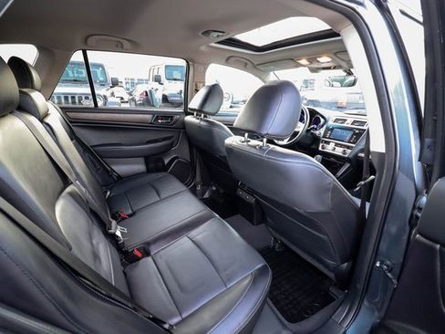 Used 2017 Subaru Outback 3.6R Limited image 49