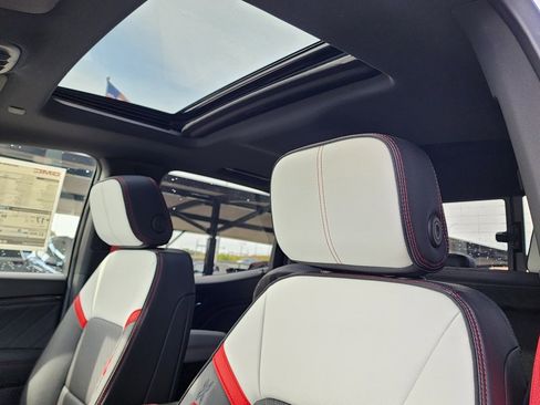 New 2026 GMC Canyon AT4X image 17