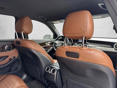 Certified 2019 Mercedes-Benz GLC 300 image 27
