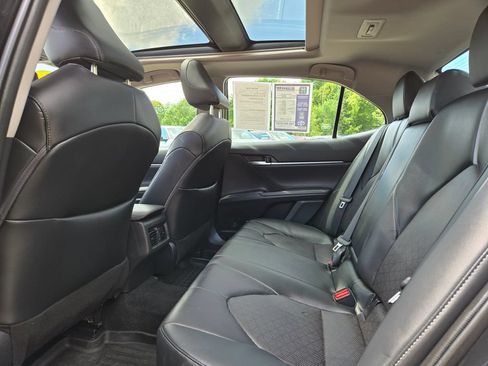 Used 2022 Toyota Camry XSE w/ Cold Weather Package FWD image 14