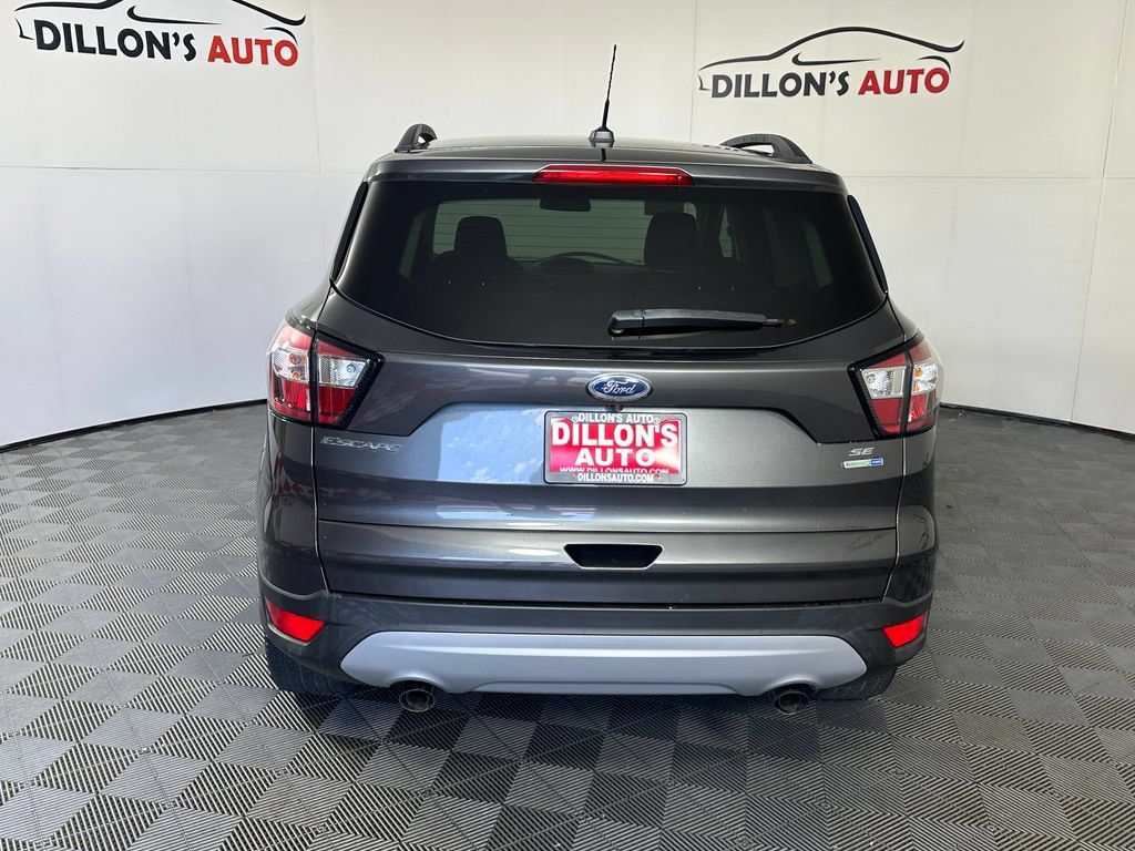 Used 2018 Ford Escape SE AWD/4WD image 5