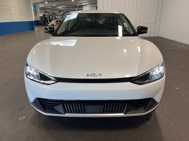 Used 2024 Kia EV6 Light RWD image 8