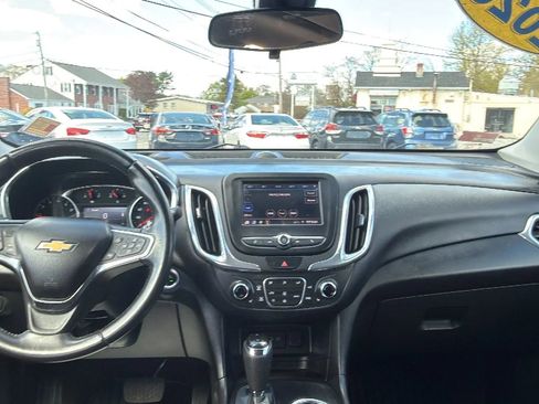 Used 2020 Chevrolet Equinox LT AWD/4WD image 21