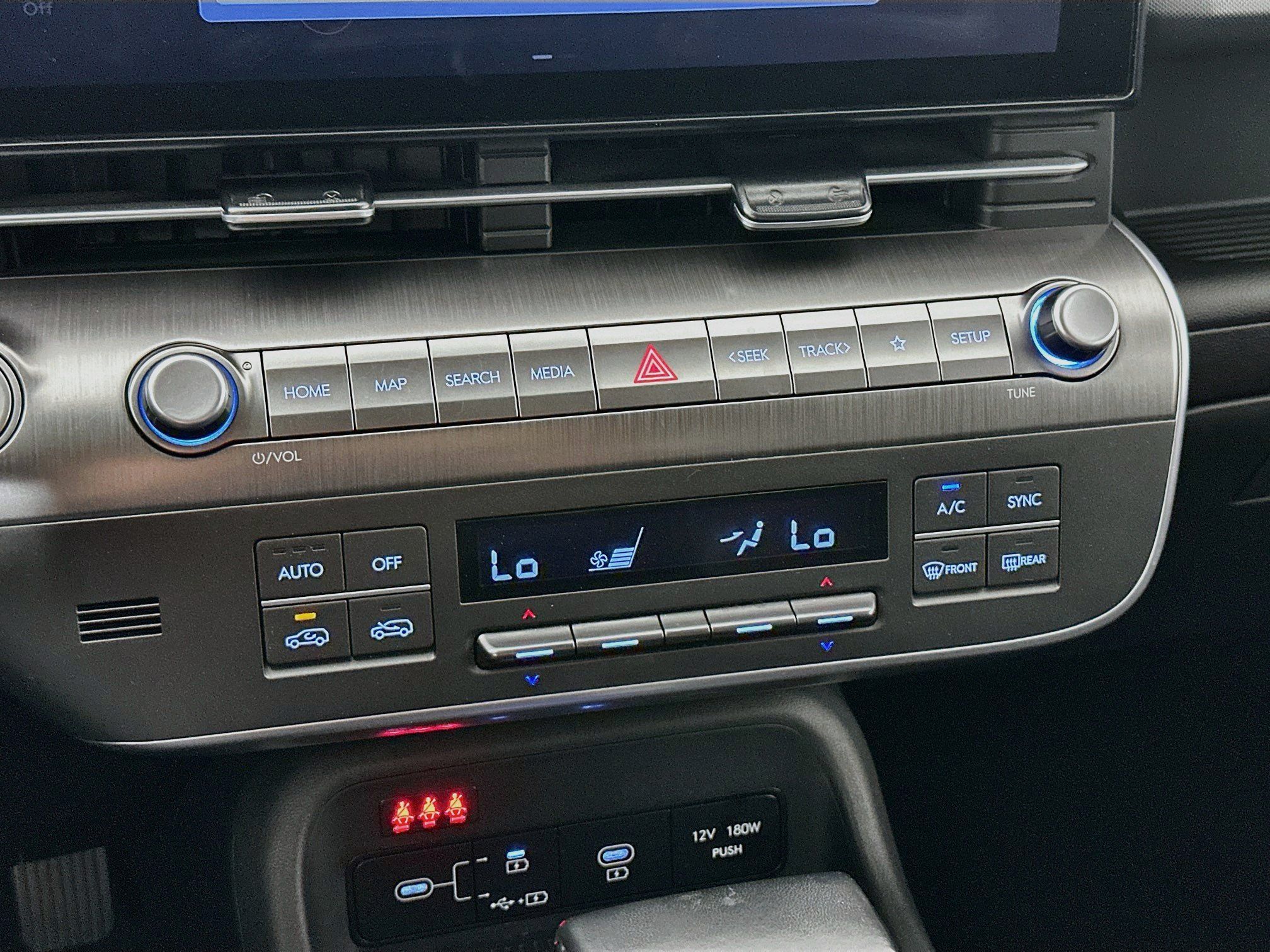 Used 2025 Hyundai Kona SEL FWD image 23