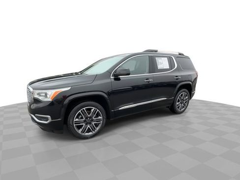 Used 2019 GMC Acadia Denali w/ Technology Package image 4
