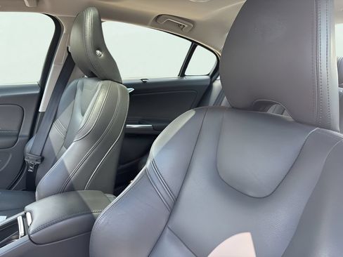 Used 2018 Volvo S60 T5 Inscription Platinum AWD/4WD image 13