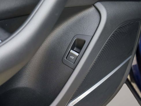 Used 2021 Audi Q8 Premium Plus w/ Premium Plus Package image 16