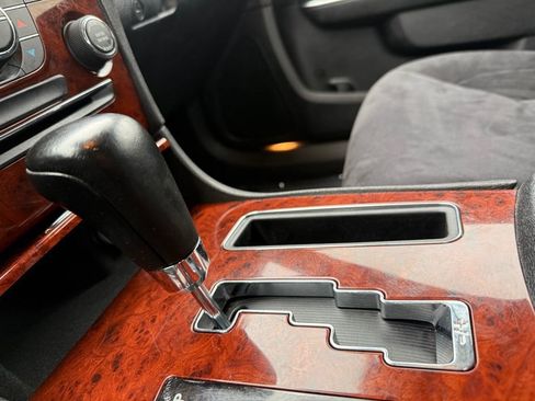 Used 2012 Chrysler 300 image 32